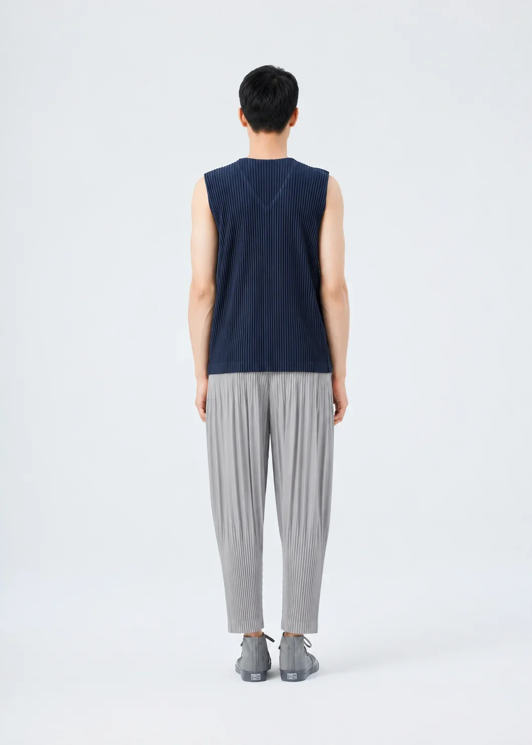 Miyake Pleated Loose Pants Men Japanese Vintage Harem Trousers Breathable Low-crotch Streetwear