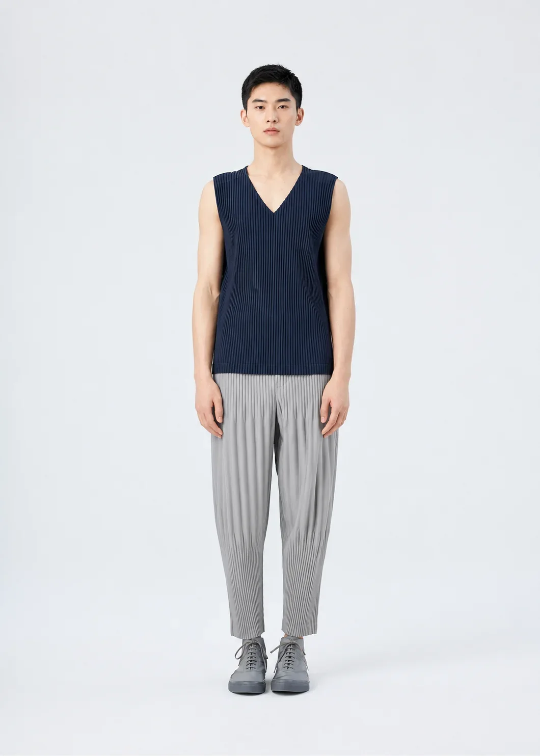 Miyake Pleated Loose Pants Men Japanese Vintage Harem Trousers Breathable Low-crotch Streetwear