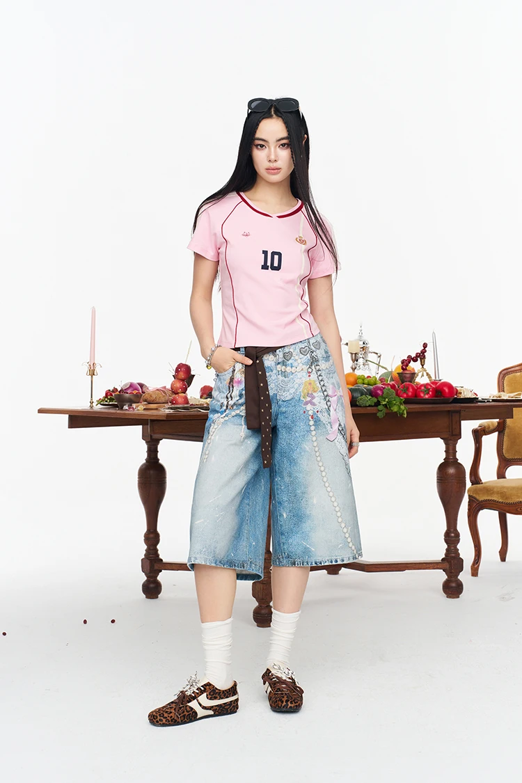 ELFSACK Assorted Jersey Style T-shirts, Sporty Number Print Tees, Slim V-neck Short Sleeve Tops for Women