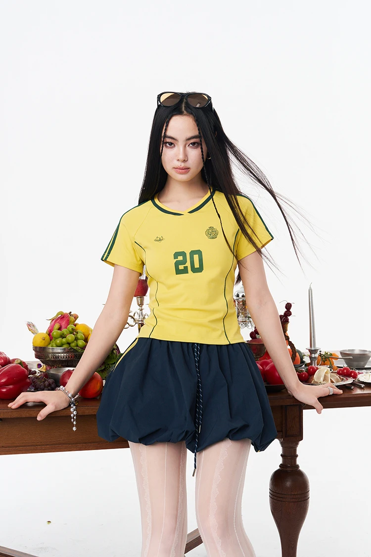ELFSACK Assorted Jersey Style T-shirts, Sporty Number Print Tees, Slim V-neck Short Sleeve Tops for Women