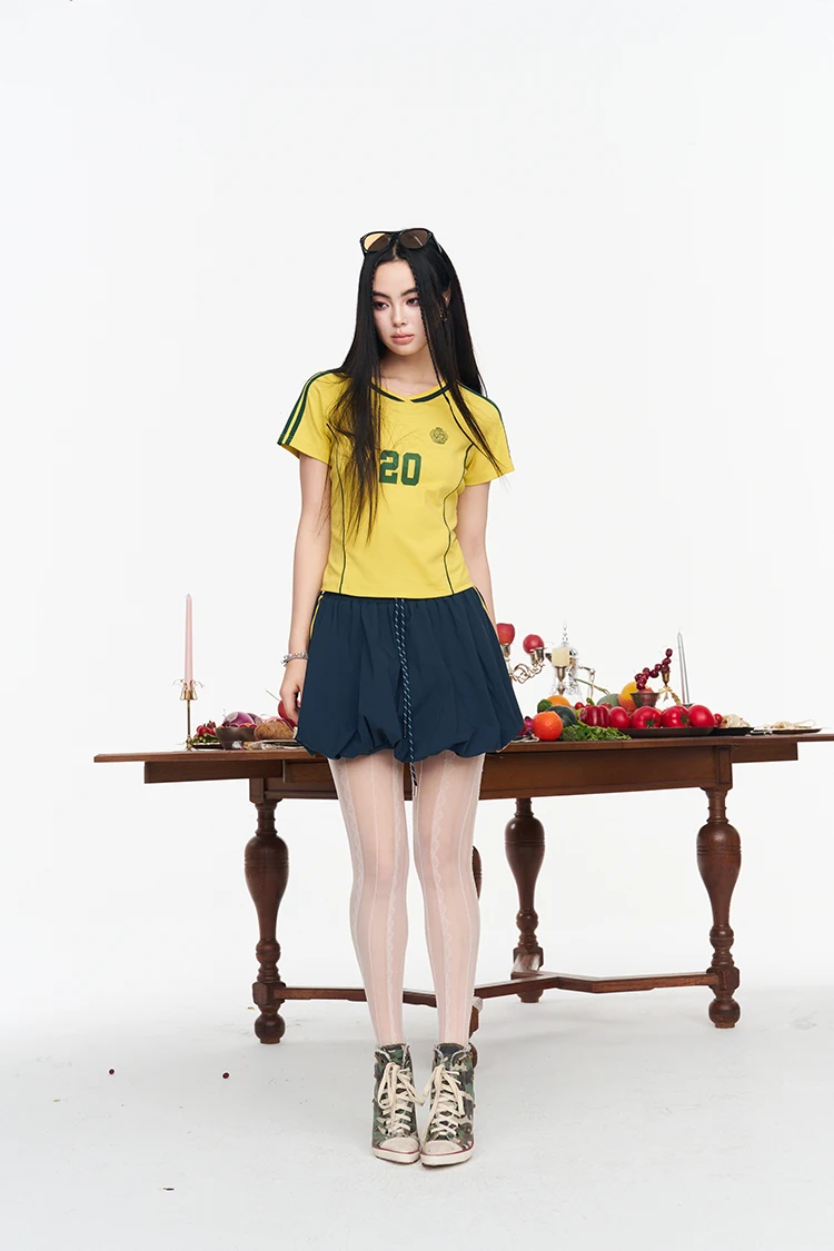 ELFSACK Assorted Jersey Style T-shirts, Sporty Number Print Tees, Slim V-neck Short Sleeve Tops for Women
