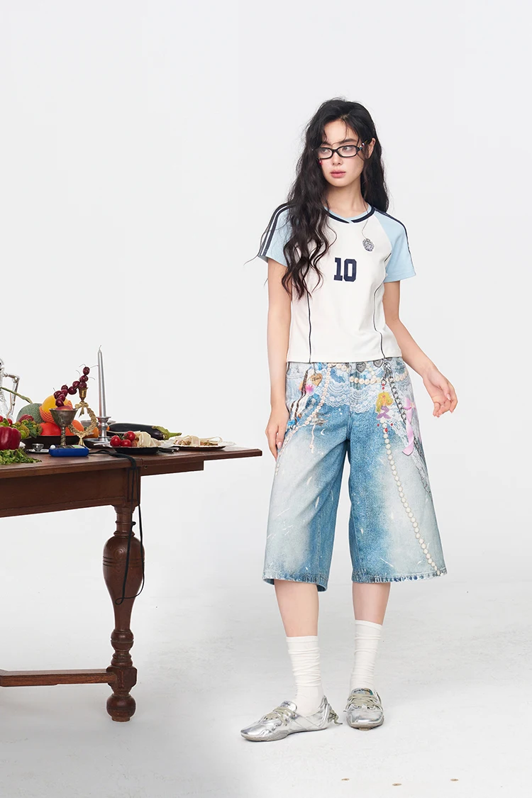 ELFSACK Assorted Jersey Style T-shirts, Sporty Number Print Tees, Slim V-neck Short Sleeve Tops for Women