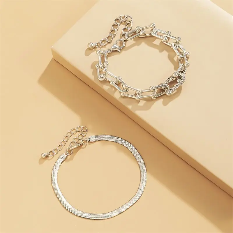 Trendy Personality Metal Snake Bone Bracelet Women Vintage Rhinestone U Shape Horseshoe Square Buckle Hip Hop Hand Accessory