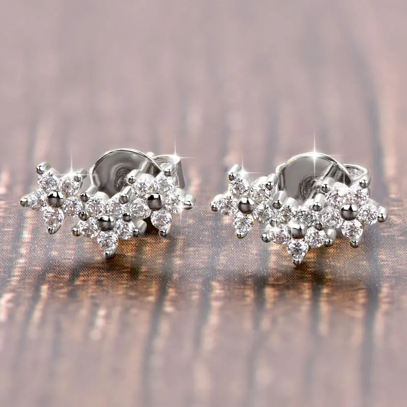 Lnngy Certified Moissanite Stud Earring Cute Flower Cartilage Earrings for Women Exquisite Five-pointed Star Ear Jewelry Gift