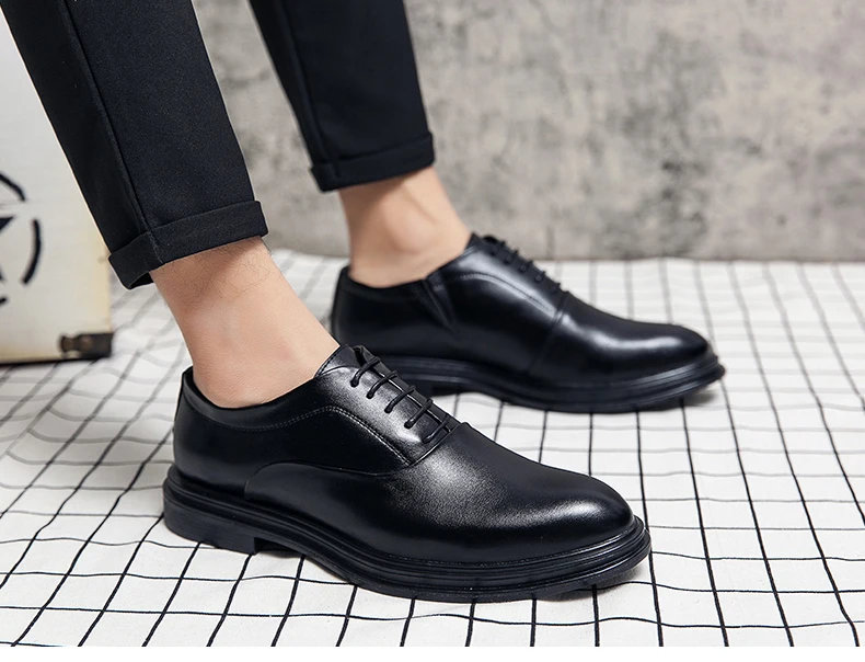 Classic Oxfords Shoes Men Retro Casual Business Social Leather Shoes For Men Office Wedding Leather Shoes Men's Dress Shoes