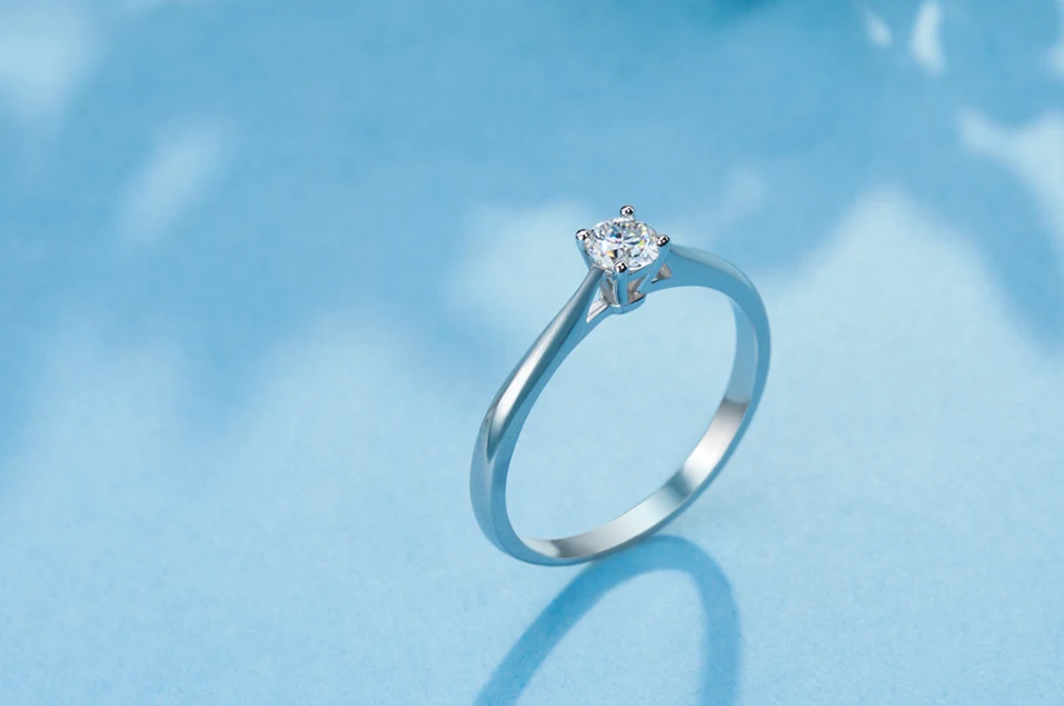 GIGAJEWE Moissanite 0.3ct 4mm Round Cut Blue/Pink/white 925 Silver Ring Diamond Test Passed Fashion Claw Setting Woman Girl Gift