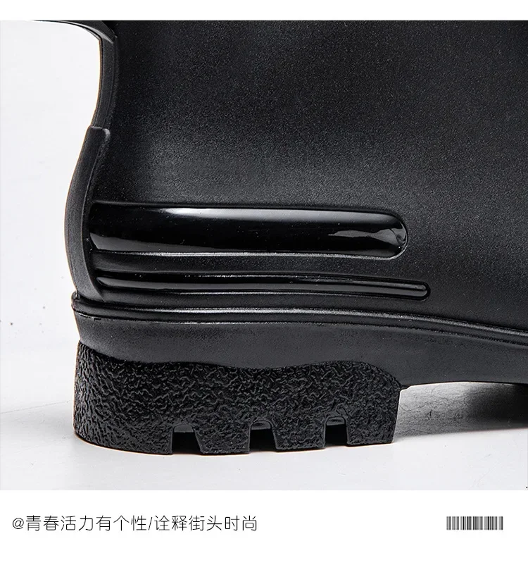Couple's Short-Tube Non-Slip Plastic Rain Boots, Outdoor Commuting Waterproof Shoes, Pvc One-Piece Molded Women's Water Boots,