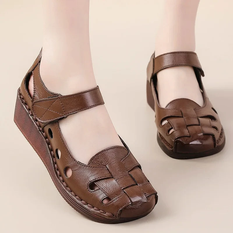 Minimalist Parisian Heeled PVC Sandals Women's Open Toe Post Kitten Heel Sleek Slip On Shoes Summer Casual Poolside Beach Sandal