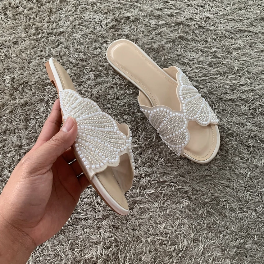 2026 Summer Outside Shoes Peep Toe Women Sandals Casual Beach Comfortable Slides Embellished Shell Studded Diamond Flat Slippers