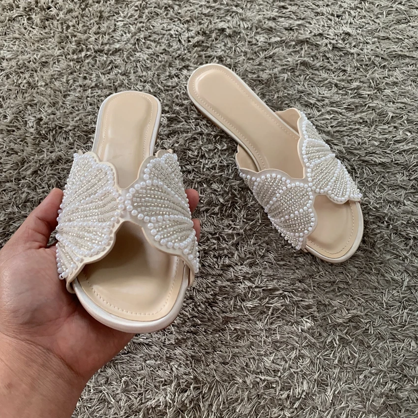2026 Summer Outside Shoes Peep Toe Women Sandals Casual Beach Comfortable Slides Embellished Shell Studded Diamond Flat Slippers
