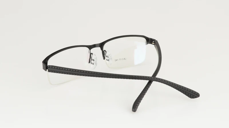 Titanium Alloy Sunglasses Transition Photochromic Reading Glasses for Men Hyperopia Presbyopia with diopters Presbyopia Glasses