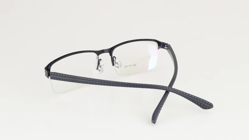 Titanium Alloy Sunglasses Transition Photochromic Reading Glasses for Men Hyperopia Presbyopia with diopters Presbyopia Glasses