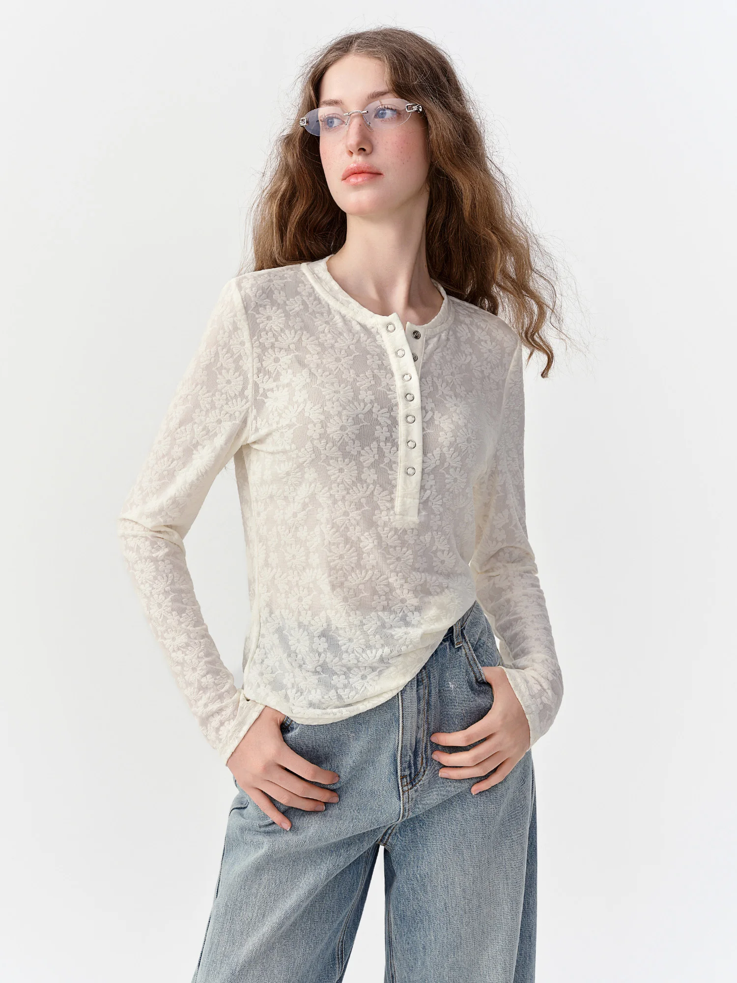 DUSHU 2026 Fall New Women White Base Blue Floral Henley Neck Ribbed Long Sleeve Top Fashion T-shirt Available in Multiple Sizes