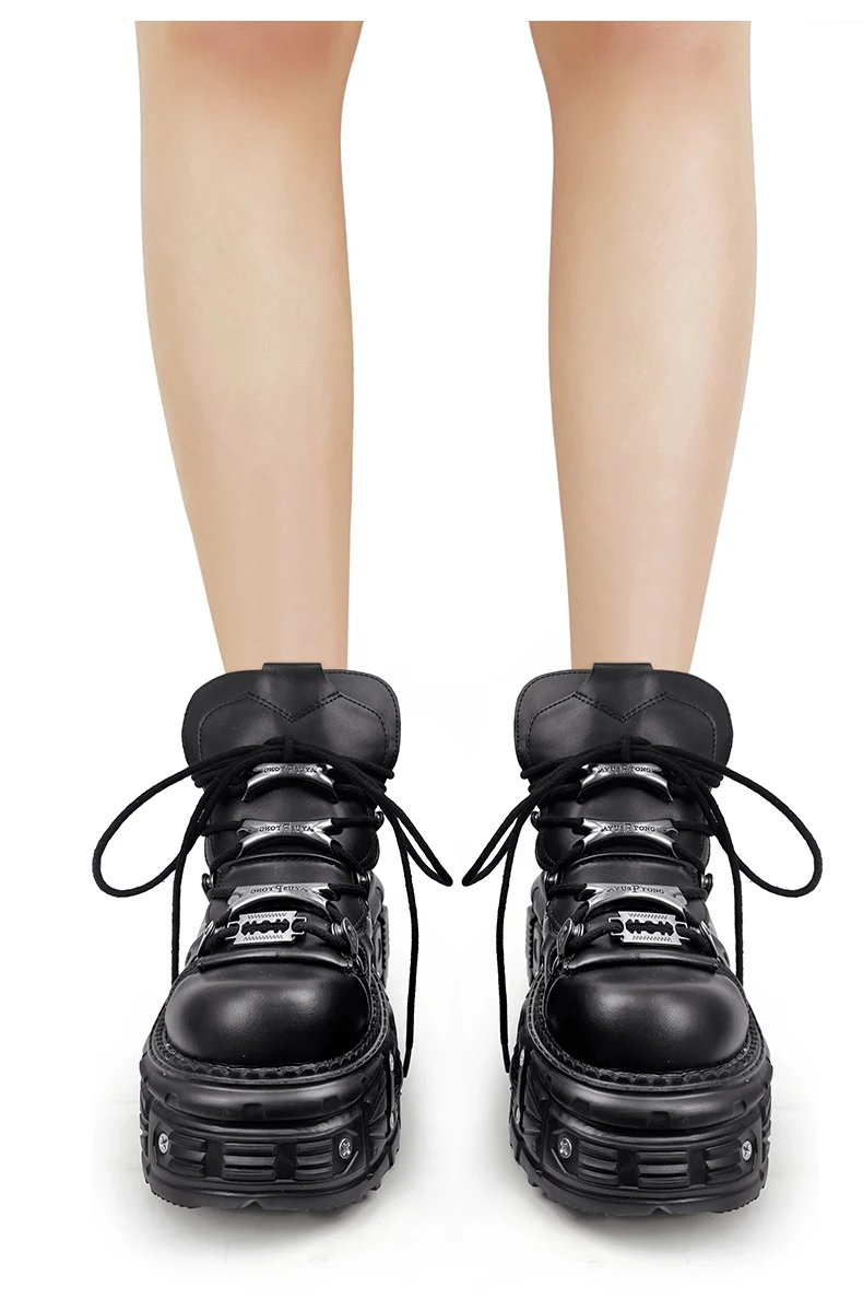 New Women Shoes Punk Style Lace-up Heel Height 8CM Platform Shoes Woman Gothic Ankle Rock Boots Metal Decor Women Sneakers 2026