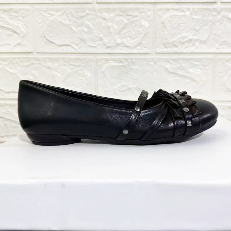 Flat Shoes Woman 2026 Spring New Shallow Mouth Flat Bottom Loafers Women's Rivet Leather Shoes Women's Flats and Loafers
