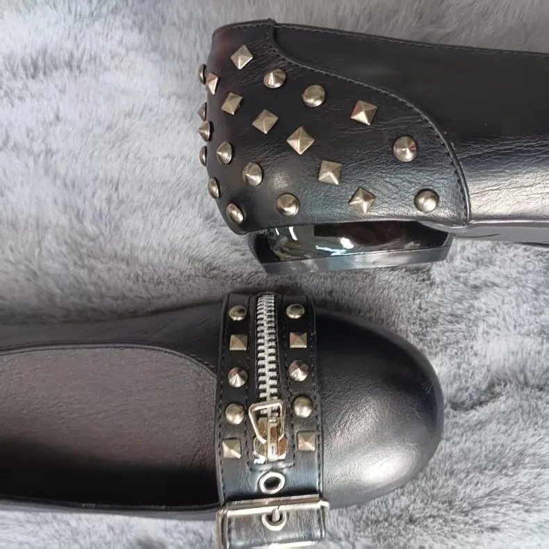 Flat Shoes Woman 2026 Spring New Shallow Mouth Flat Bottom Loafers Women's Rivet Leather Shoes Women's Flats and Loafers