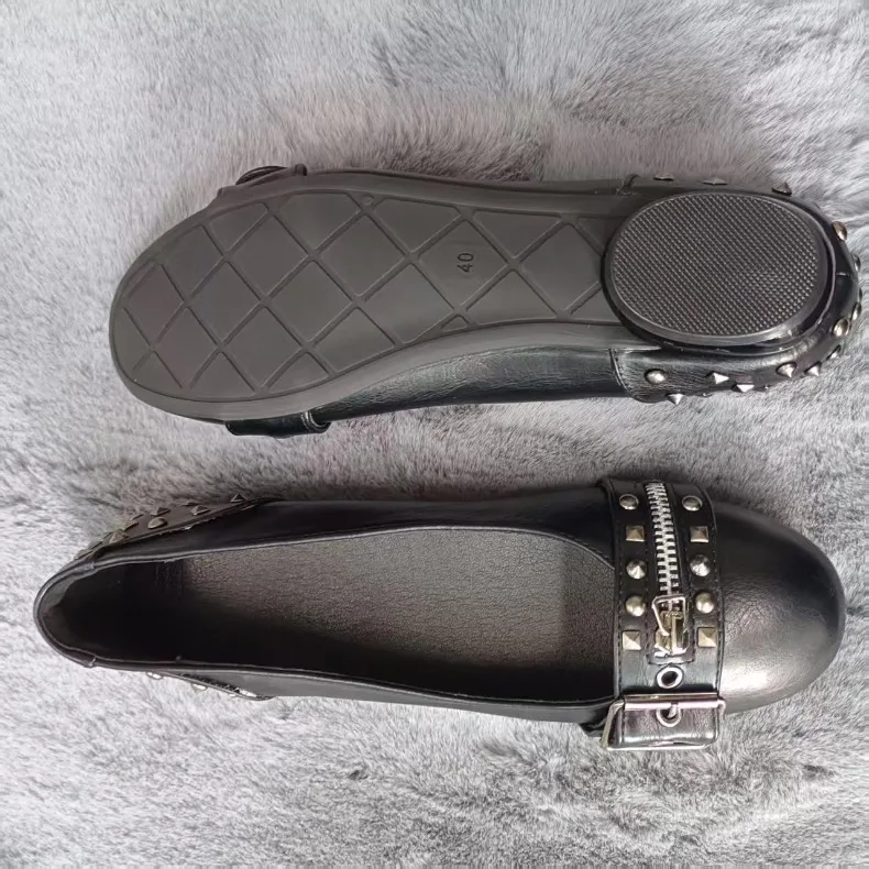 Flat Shoes Woman 2026 Spring New Shallow Mouth Flat Bottom Loafers Women's Rivet Leather Shoes Women's Flats and Loafers