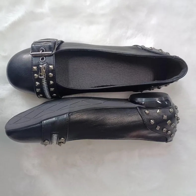Flat Shoes Woman 2026 Spring New Shallow Mouth Flat Bottom Loafers Women's Rivet Leather Shoes Women's Flats and Loafers