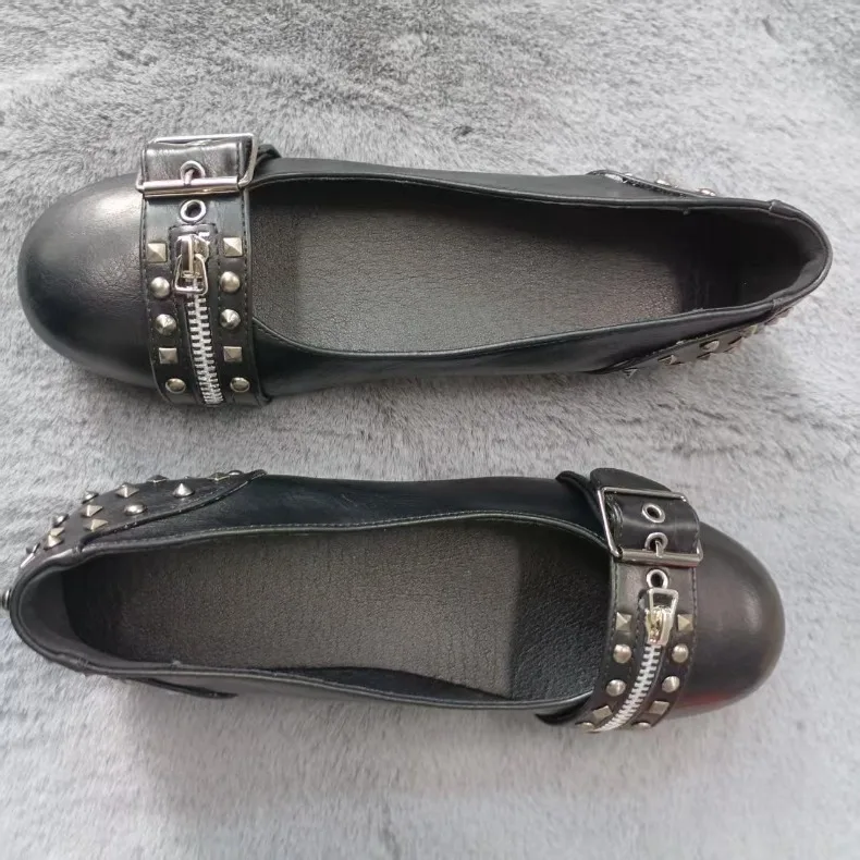 Flat Shoes Woman 2026 Spring New Shallow Mouth Flat Bottom Loafers Women's Rivet Leather Shoes Women's Flats and Loafers