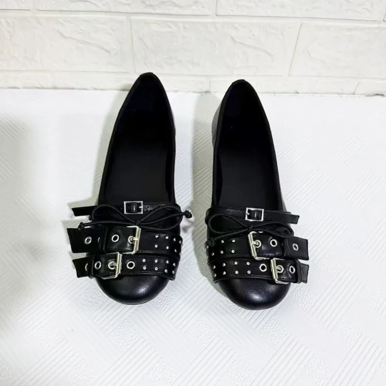 Flat Shoes Woman 2026 Spring New Shallow Mouth Flat Bottom Loafers Women's Rivet Leather Shoes Women's Flats and Loafers