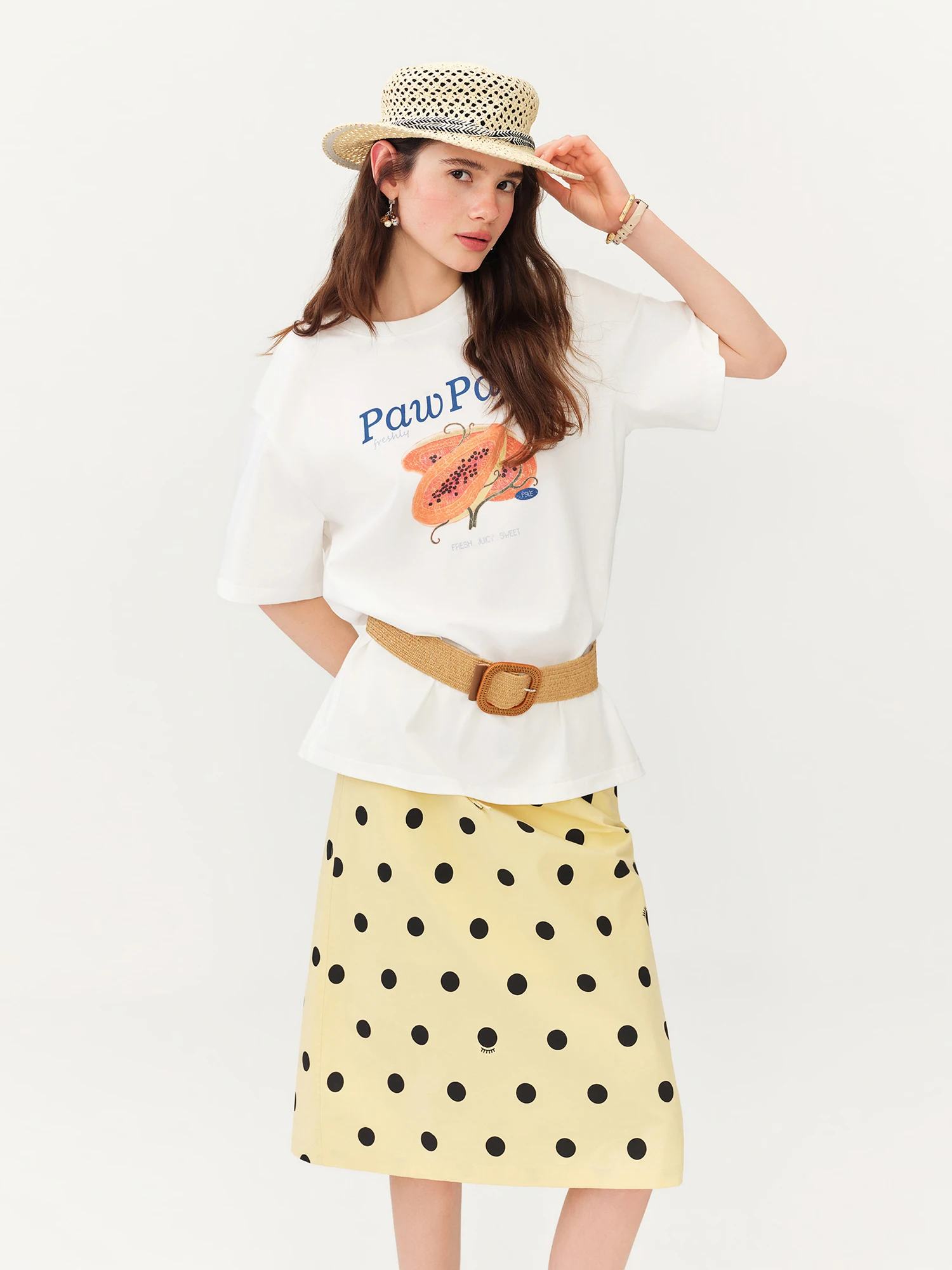 FSLE White Alphabet Print Women's Short Sleeve T-Shirt Summer 2026 New Arrival Casual Comfortable Fit Crew Neck Cotton Contain