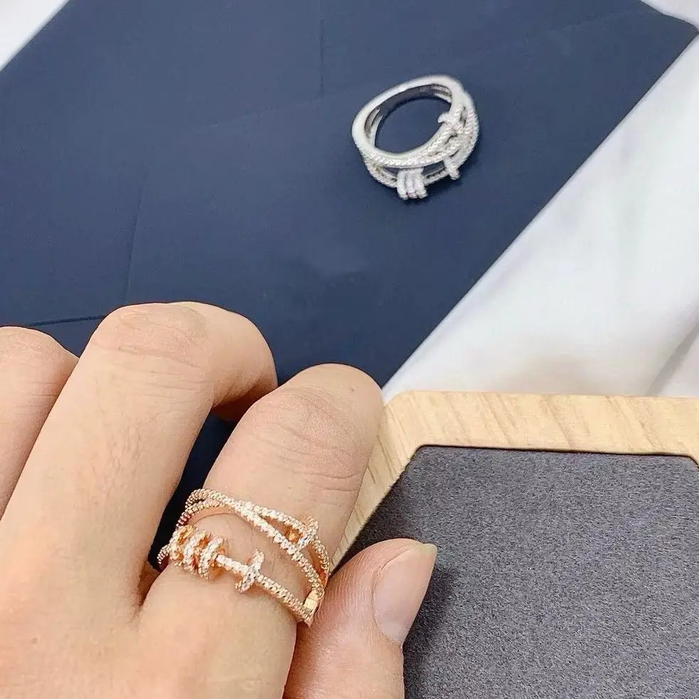 Luxury Classic High Quality Fashion s925 Silver Time Running Rotatable Moissanite Ring Accessories Jewelry RingHoliday gift