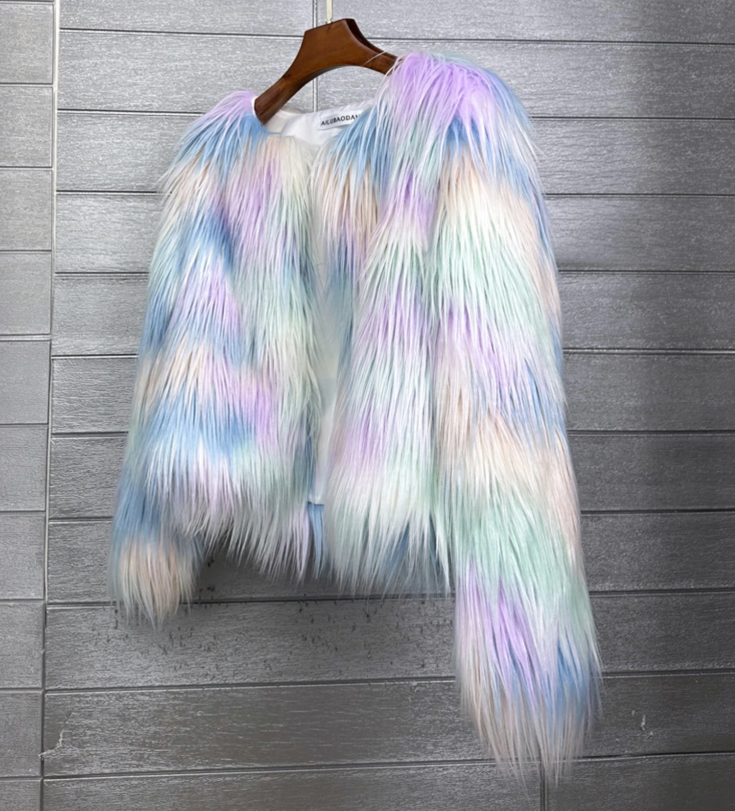 Women's Fur Coat Colorful Furry Pink Lamb Wool Faux Fur Coat Female Shaggy Sheepskin Coat Winter Artificial Fur Jacket
