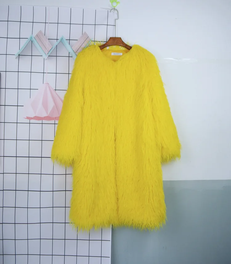 Women's Fur Coat Colorful Furry Pink Lamb Wool Faux Fur Coat Female Shaggy Sheepskin Coat Winter Artificial Fur Jacket