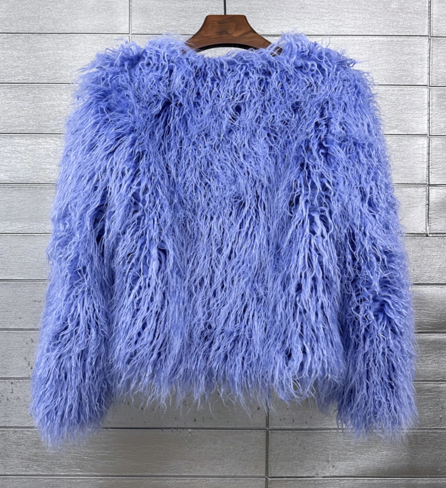 Women's Fur Coat Colorful Furry Pink Lamb Wool Faux Fur Coat Female Shaggy Sheepskin Coat Winter Artificial Fur Jacket