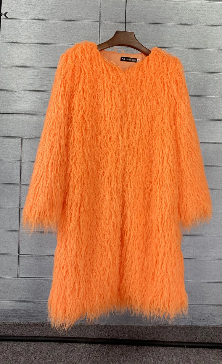 Women's Fur Coat Colorful Furry Pink Lamb Wool Faux Fur Coat Female Shaggy Sheepskin Coat Winter Artificial Fur Jacket