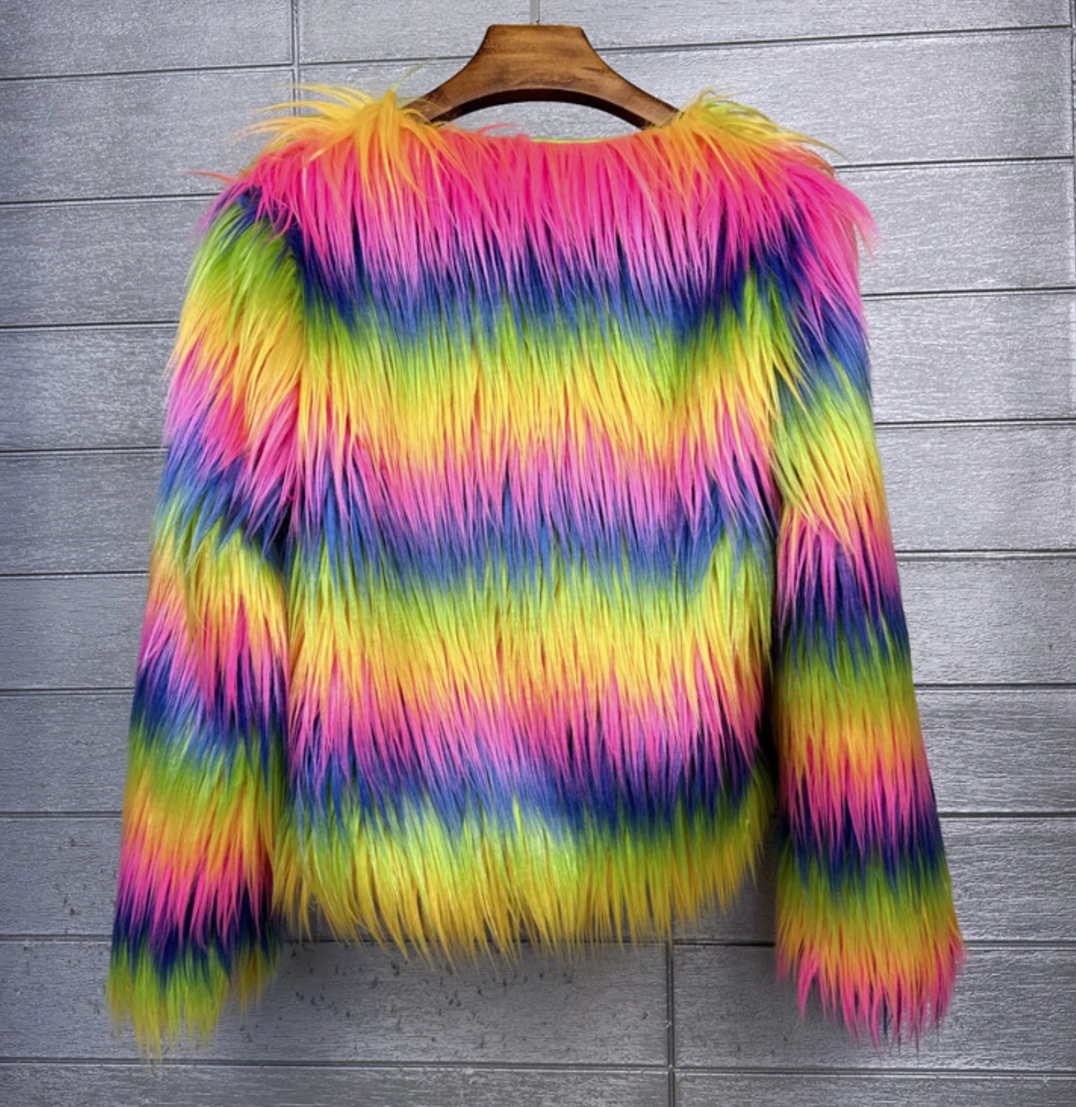 Women's Fur Coat Colorful Furry Pink Lamb Wool Faux Fur Coat Female Shaggy Sheepskin Coat Winter Artificial Fur Jacket