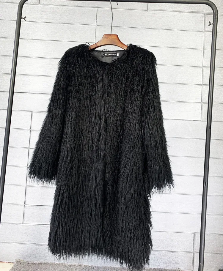 Women's Fur Coat Colorful Furry Pink Lamb Wool Faux Fur Coat Female Shaggy Sheepskin Coat Winter Artificial Fur Jacket
