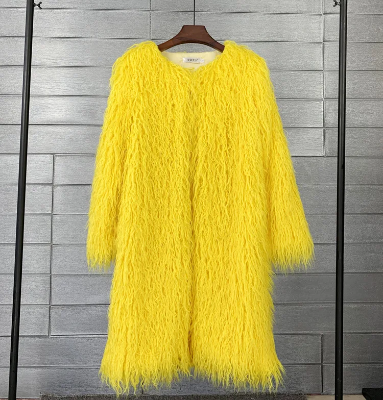 Women's Fur Coat Colorful Furry Pink Lamb Wool Faux Fur Coat Female Shaggy Sheepskin Coat Winter Artificial Fur Jacket