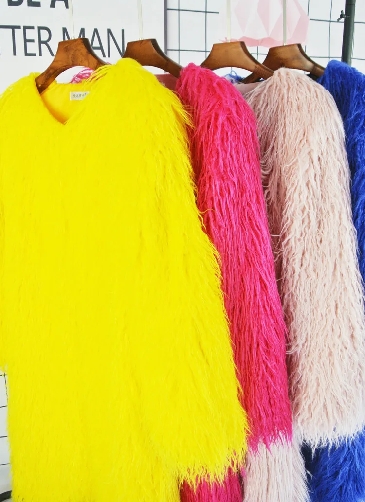 Women's Fur Coat Colorful Furry Pink Lamb Wool Faux Fur Coat Female Shaggy Sheepskin Coat Winter Artificial Fur Jacket