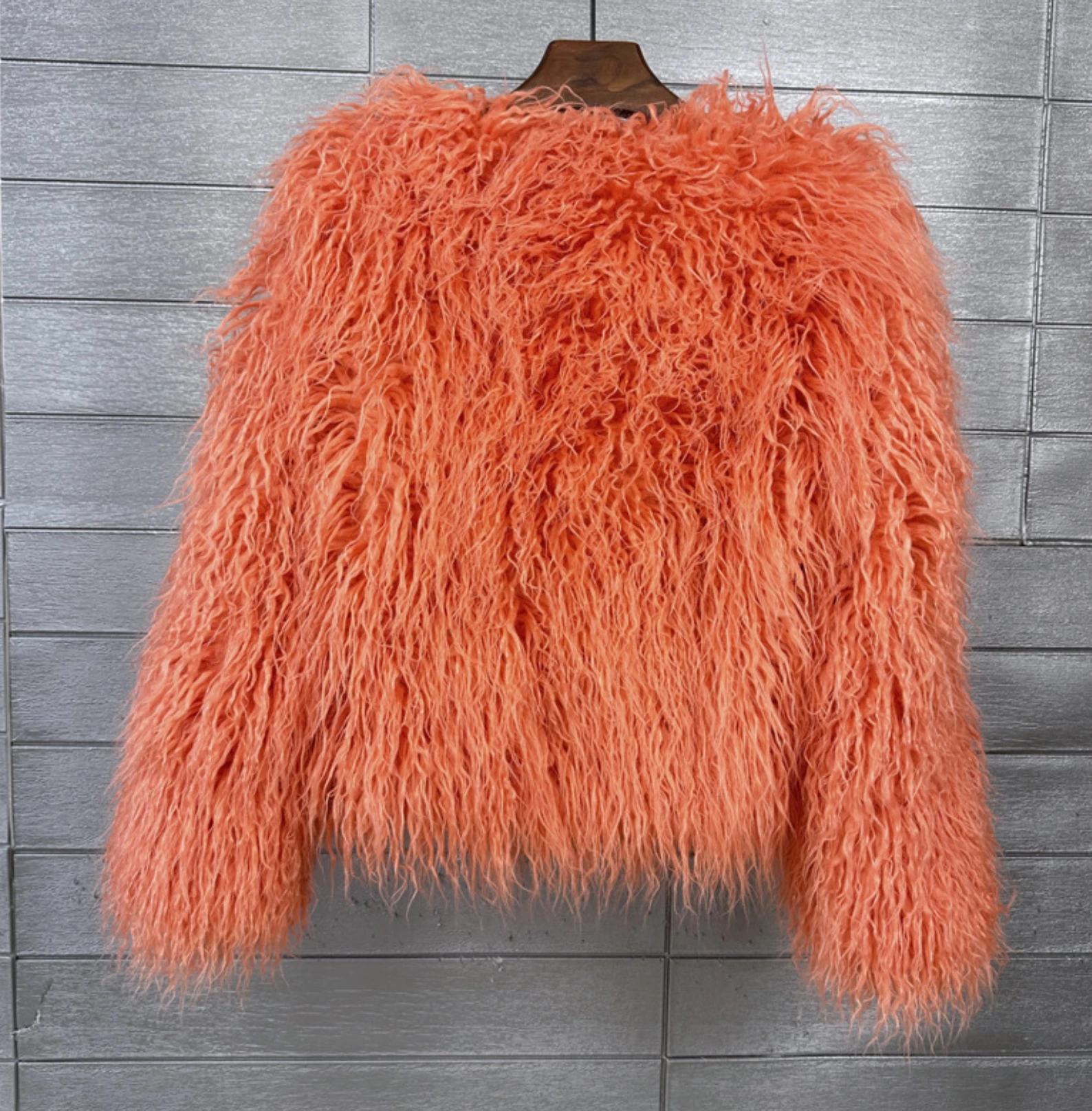 Women's Fur Coat Colorful Furry Pink Lamb Wool Faux Fur Coat Female Shaggy Sheepskin Coat Winter Artificial Fur Jacket