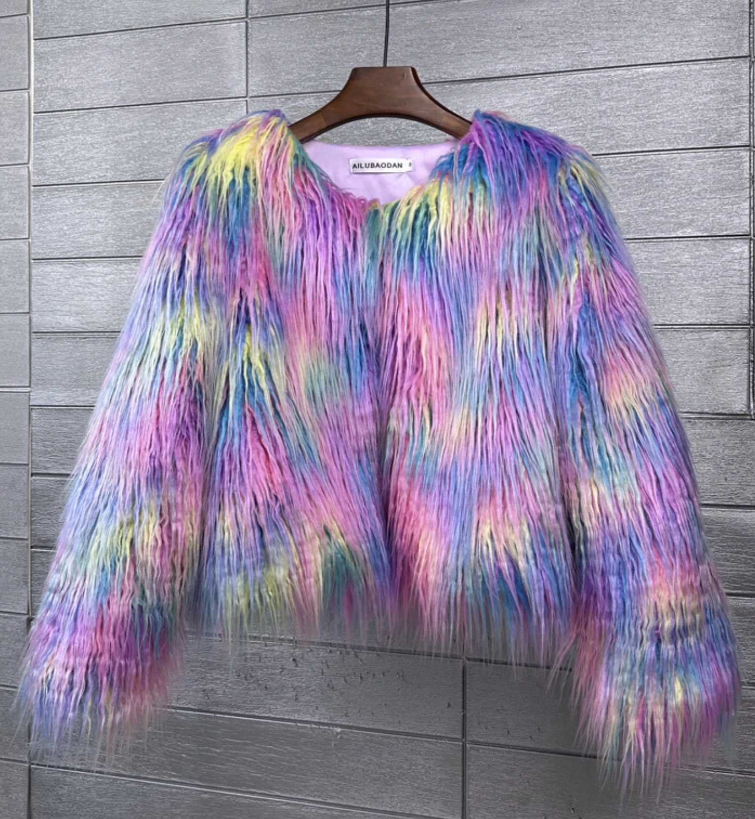 Women's Fur Coat Colorful Furry Pink Lamb Wool Faux Fur Coat Female Shaggy Sheepskin Coat Winter Artificial Fur Jacket