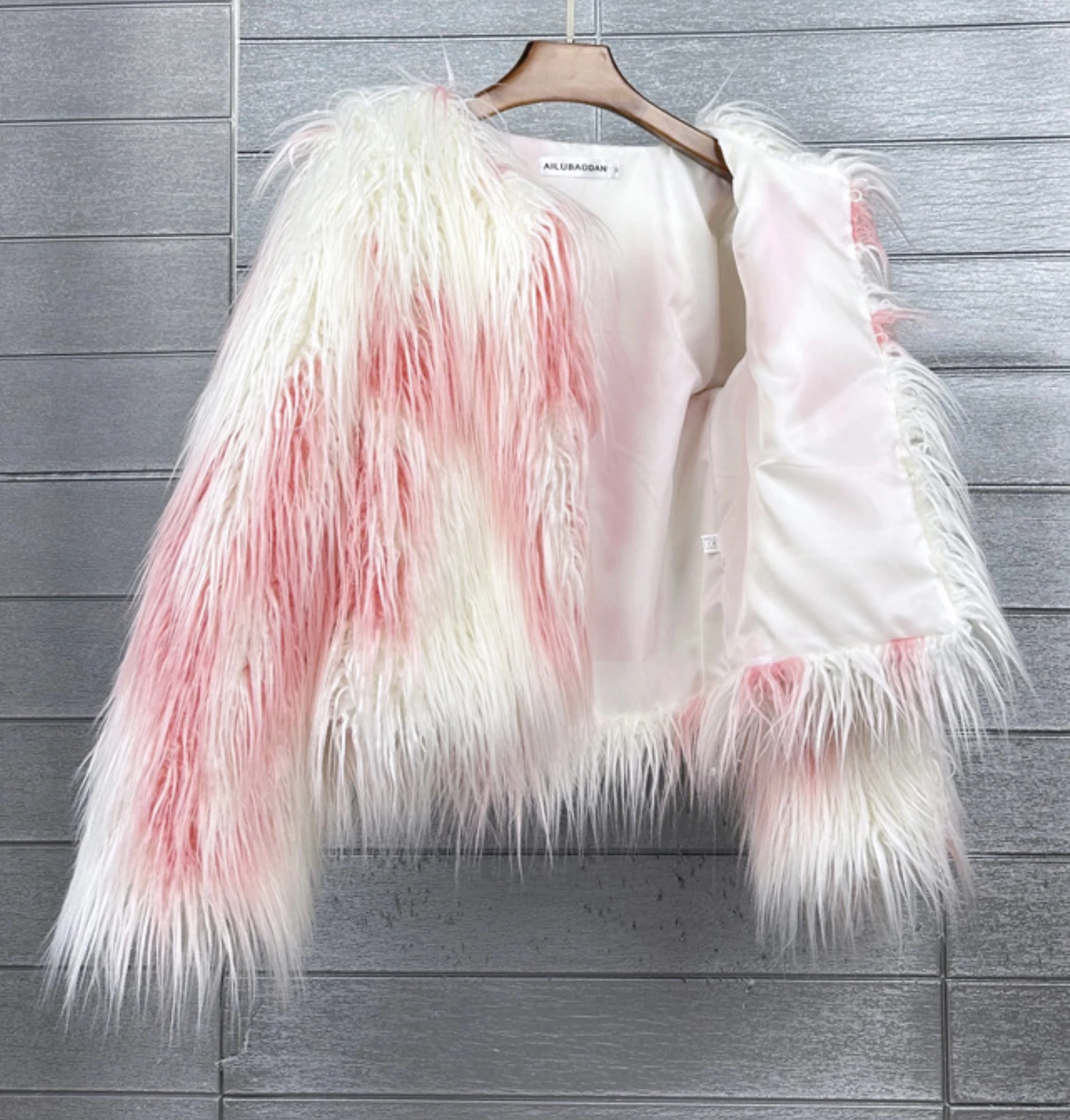 Women's Fur Coat Colorful Furry Pink Lamb Wool Faux Fur Coat Female Shaggy Sheepskin Coat Winter Artificial Fur Jacket
