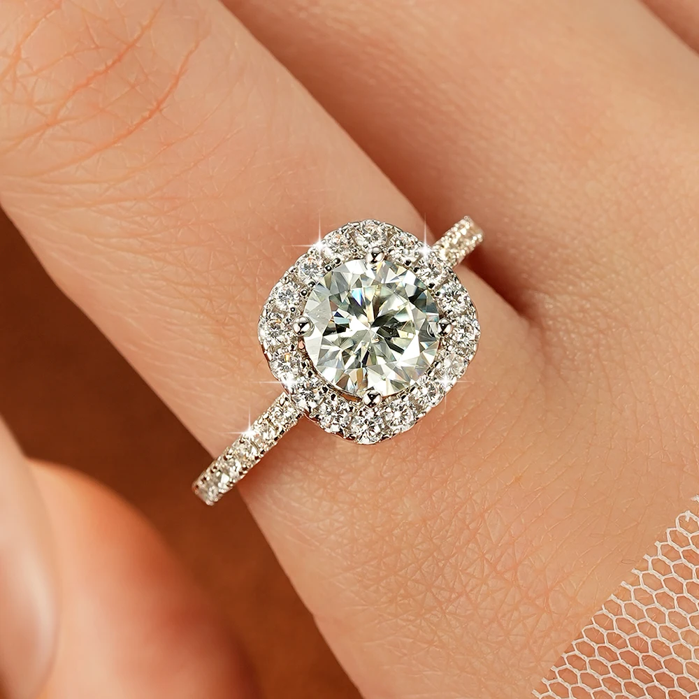 Lnngy Certified Round Cut Moissanite Halo Engagement Ring for Women Sparkling Lab Diamond Wedding Band Jewelry Gift
