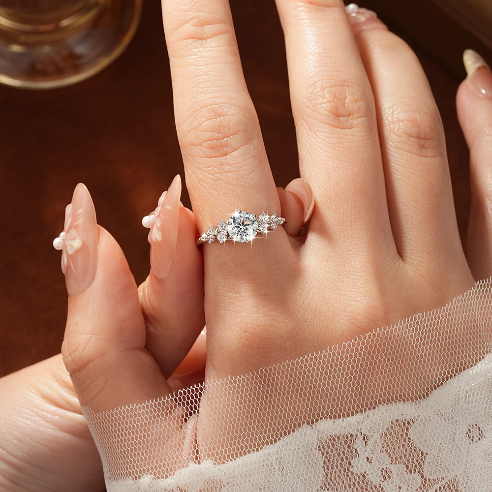 Lnngy Certified Round Cut Moissanite Halo Engagement Ring for Women Sparkling Lab Diamond Wedding Band Jewelry Gift