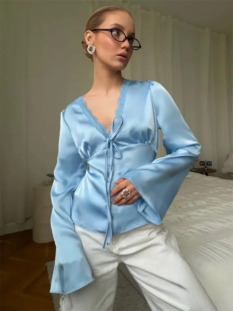 Tsiisd Women's Lace Satin Lace-Up Vest Top Patchwork Fashion Romantic Premium Commute Summer Tank Female Bandage V-Neck Top 2026