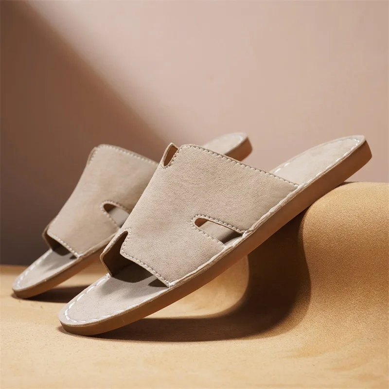 Men's Summer Casual Slip-On Sandals Breathable Outdoor Beach Shoes Large Size Comfortable Suede Leather Outdoor Men's Slippers