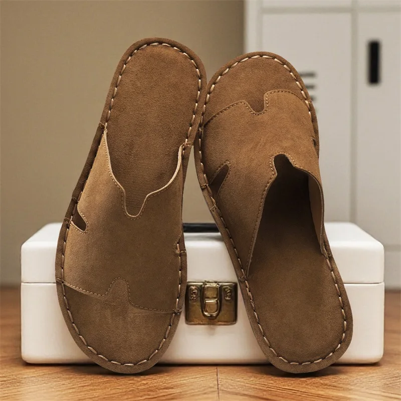 Men's Summer Casual Slip-On Sandals Breathable Outdoor Beach Shoes Large Size Comfortable Suede Leather Outdoor Men's Slippers