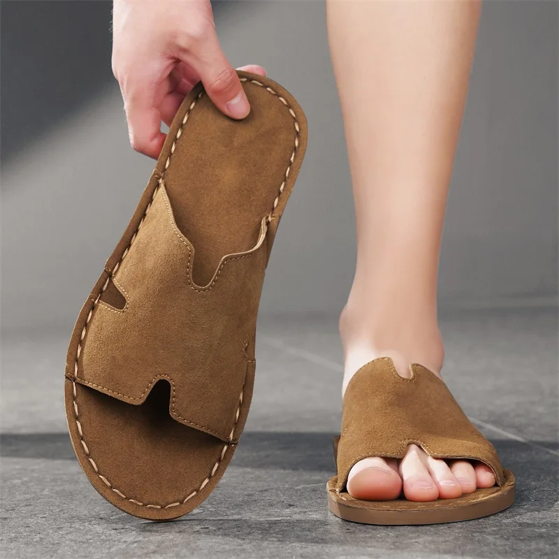 Men's Summer Casual Slip-On Sandals Breathable Outdoor Beach Shoes Large Size Comfortable Suede Leather Outdoor Men's Slippers