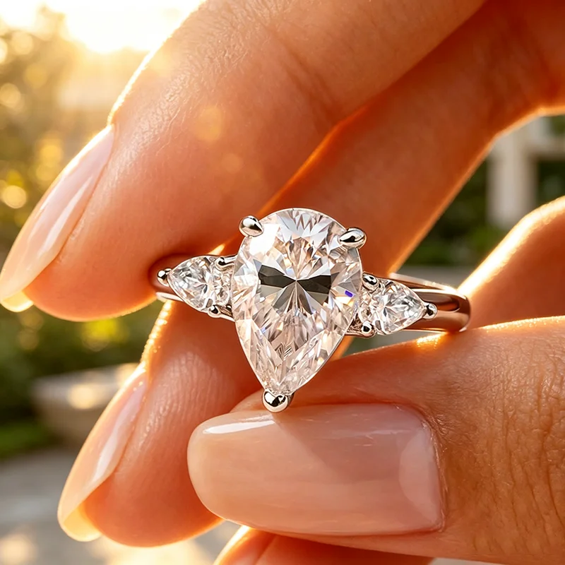 Smyoue 1-4CT Pear Cut Certified Moissanite Rings for Women 3 Gems Classic Wedding Promise Band 925 Sterling Silver Plated 18K