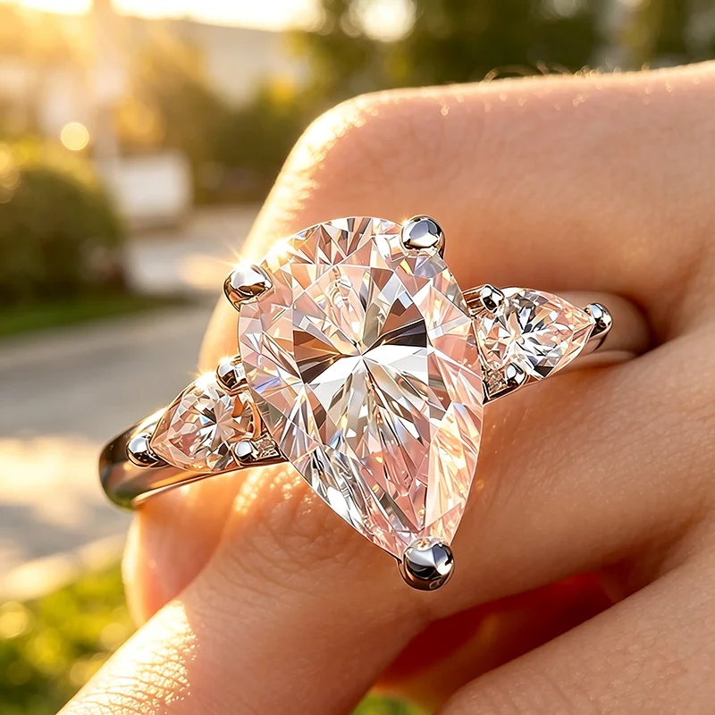 Smyoue 1-4CT Pear Cut Certified Moissanite Rings for Women 3 Gems Classic Wedding Promise Band 925 Sterling Silver Plated 18K