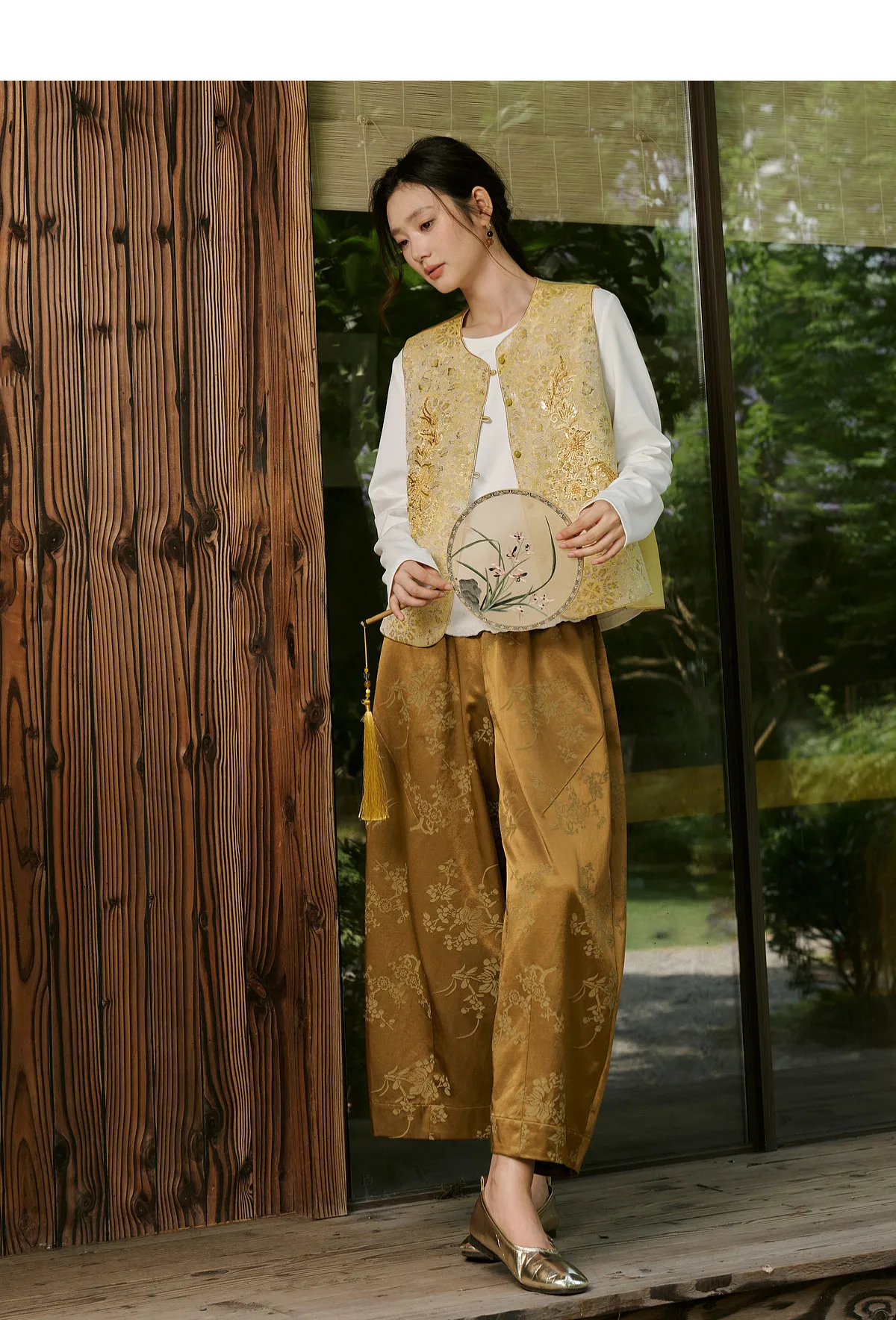 SENTUBILA Cloud Glow Cropped Pants Women 2026 New Chinese Style Elegant Loose Slim Fit Scythe Ankle Length Trousers 163KN7872