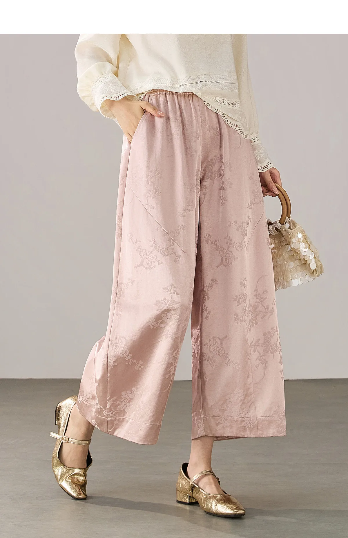 SENTUBILA Cloud Glow Cropped Pants Women 2026 New Chinese Style Elegant Loose Slim Fit Scythe Ankle Length Trousers 163KN7872