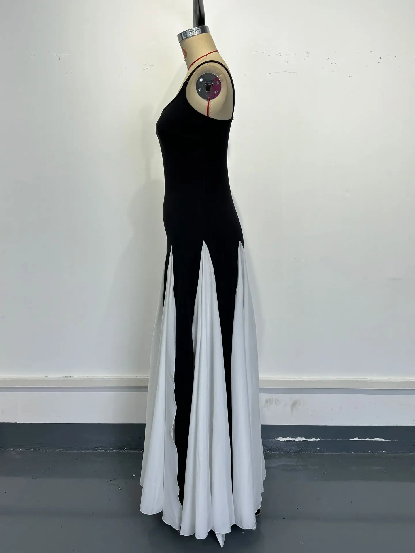 Color Matching Spaghetti Strap Dresses Women Sexy Low Cut Slim Slit Long Dress Fashion Party Prom Evening Vestidos Female