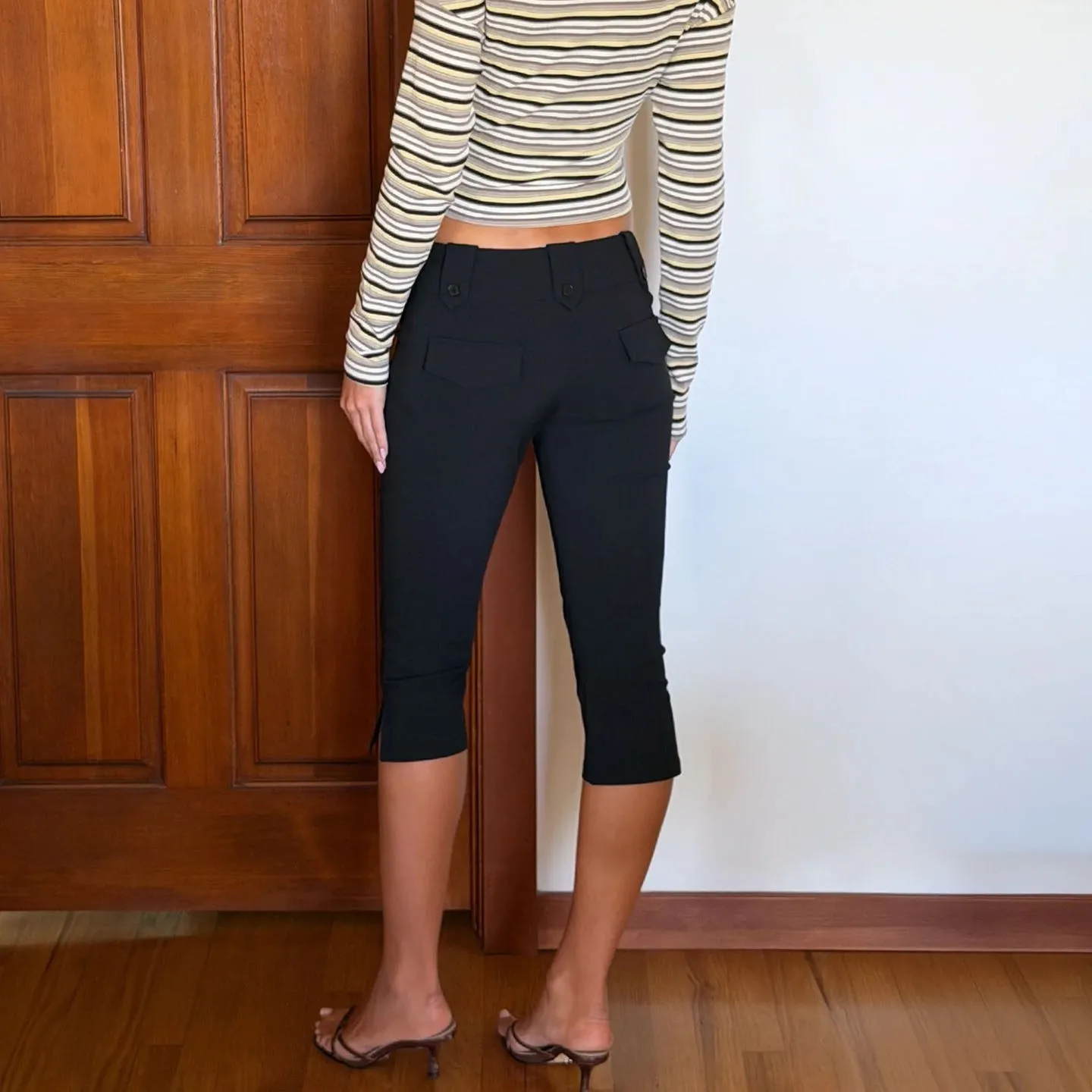 Tg Retro Low-Waist Black Cropped Pants, Slimming and Versatile Black Split-Crotch Casual Pants for Work, Hip-Hugging Black Suit Cropped Pants with Side Slits, Low-Waist Slim-Fit Capri Cropped Pants