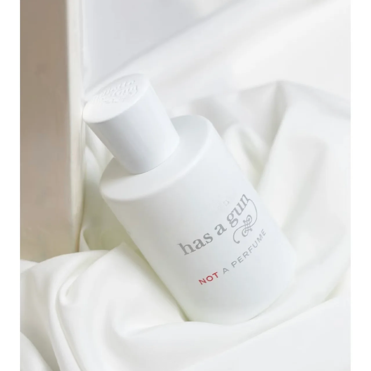 Has a Gun Not a Perfume Unisex Perfume 100ml Minimalist Clean Musky Fragrance with Smooth Base Notes Refined Scent